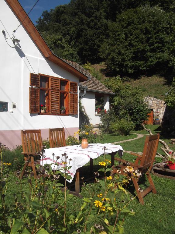 Appartement Tulipános Obanya