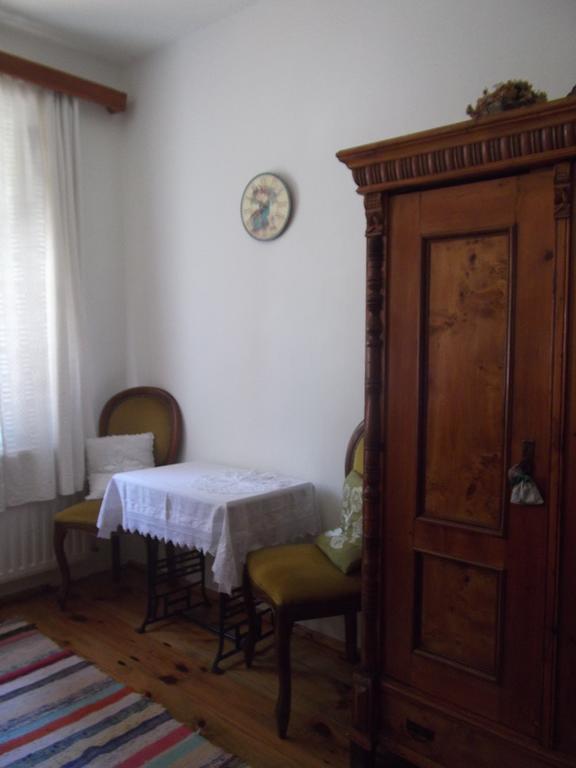 Apartment Tulipanos Vendeghaz Obanya